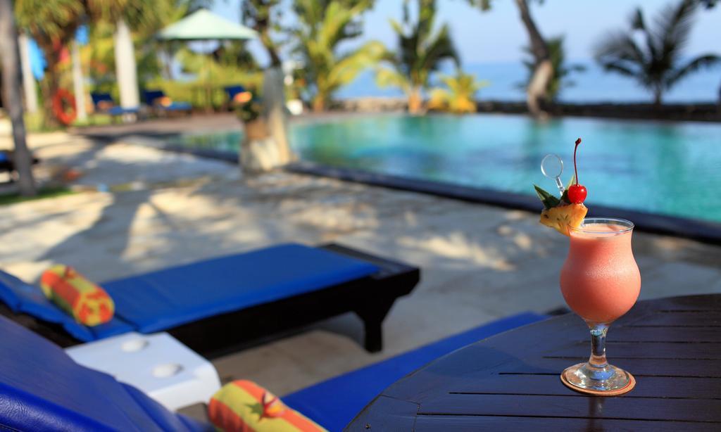 ปูริ ซารอน บารูนา บีช คอทเทจ Hotel โลวินา ภายนอก รูปภาพ