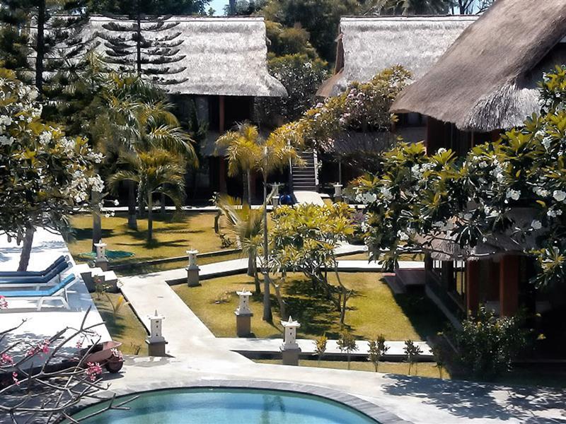 ปูริ ซารอน บารูนา บีช คอทเทจ Hotel โลวินา ภายนอก รูปภาพ