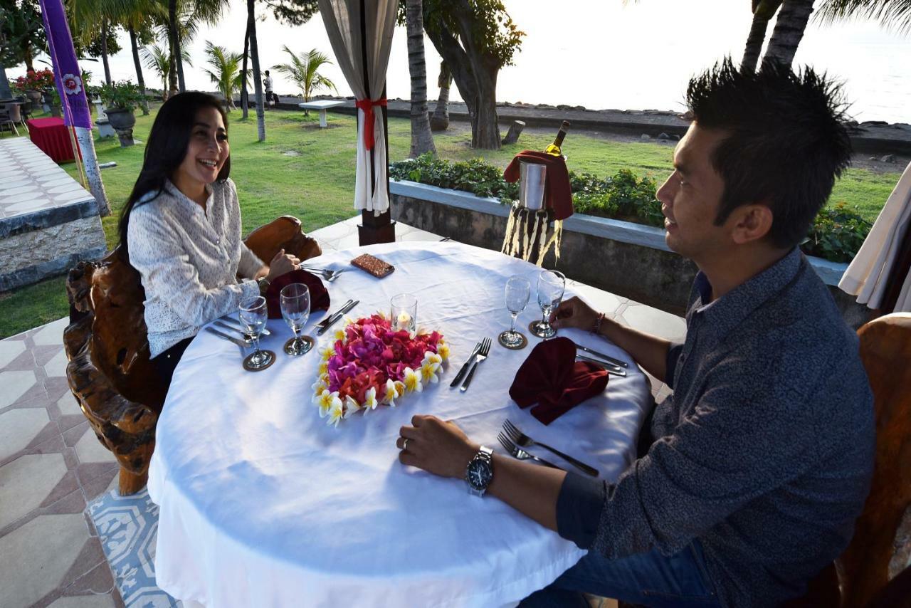 ปูริ ซารอน บารูนา บีช คอทเทจ Hotel โลวินา ภายนอก รูปภาพ