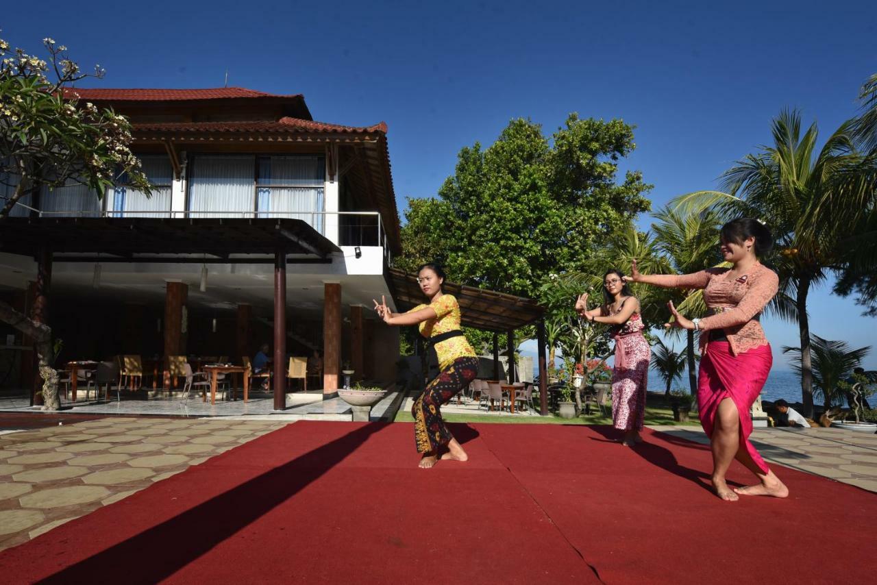 ปูริ ซารอน บารูนา บีช คอทเทจ Hotel โลวินา ภายนอก รูปภาพ