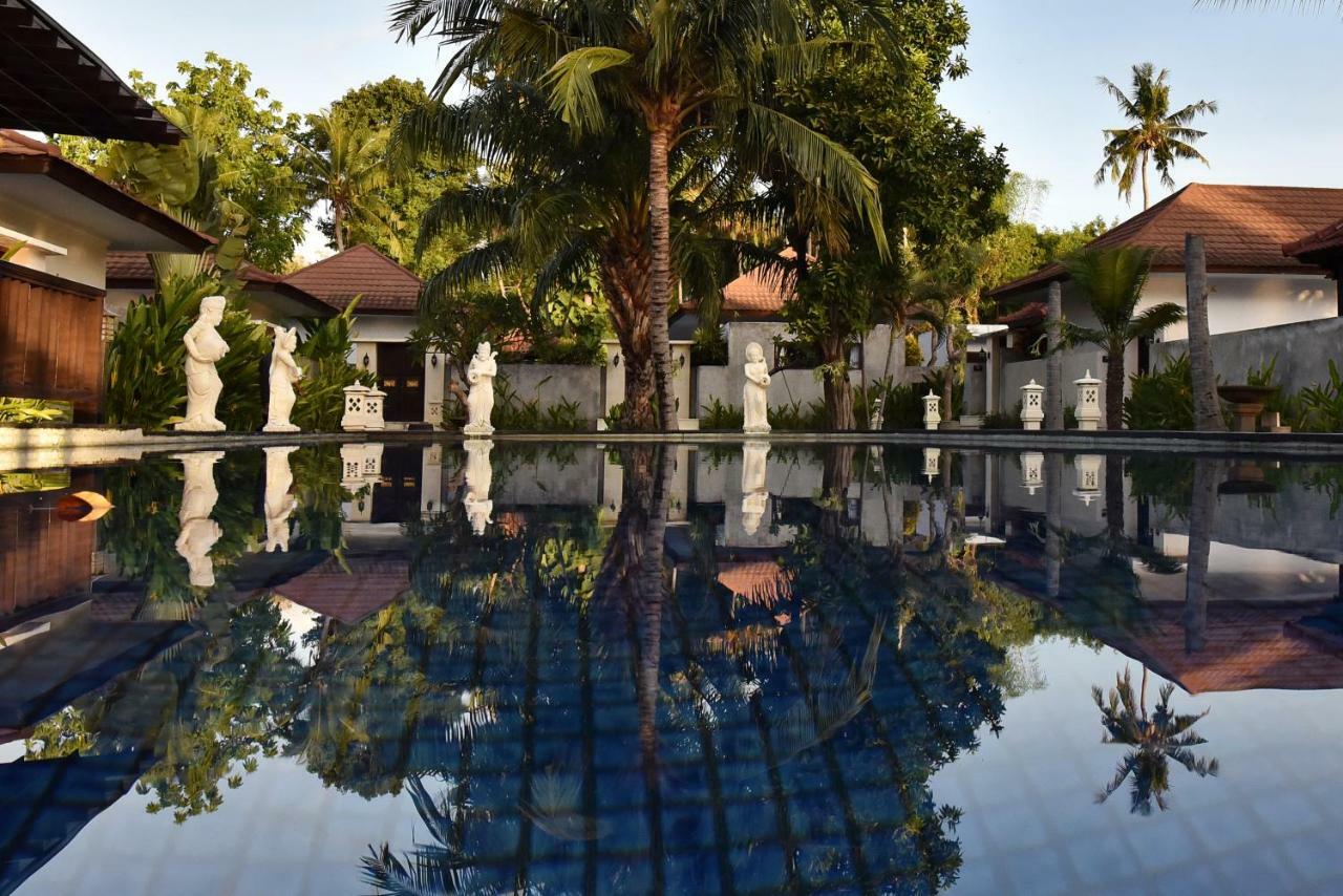 ปูริ ซารอน บารูนา บีช คอทเทจ Hotel โลวินา ภายนอก รูปภาพ